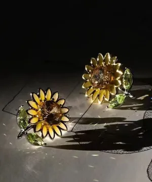 2024 New Yellow Sterling Silver Overgild Zircon Enamel Sunflower Stud Earrings DF1006