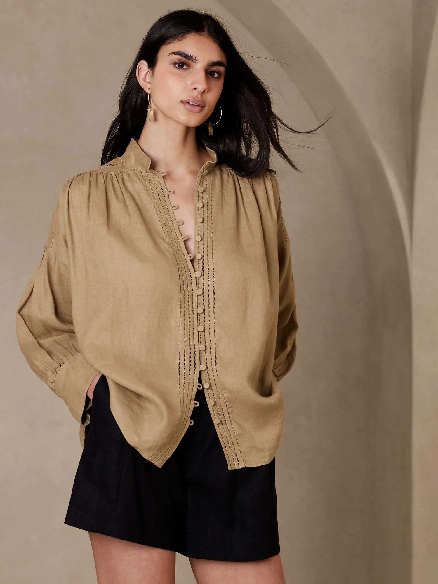 Mira Linen Blouse