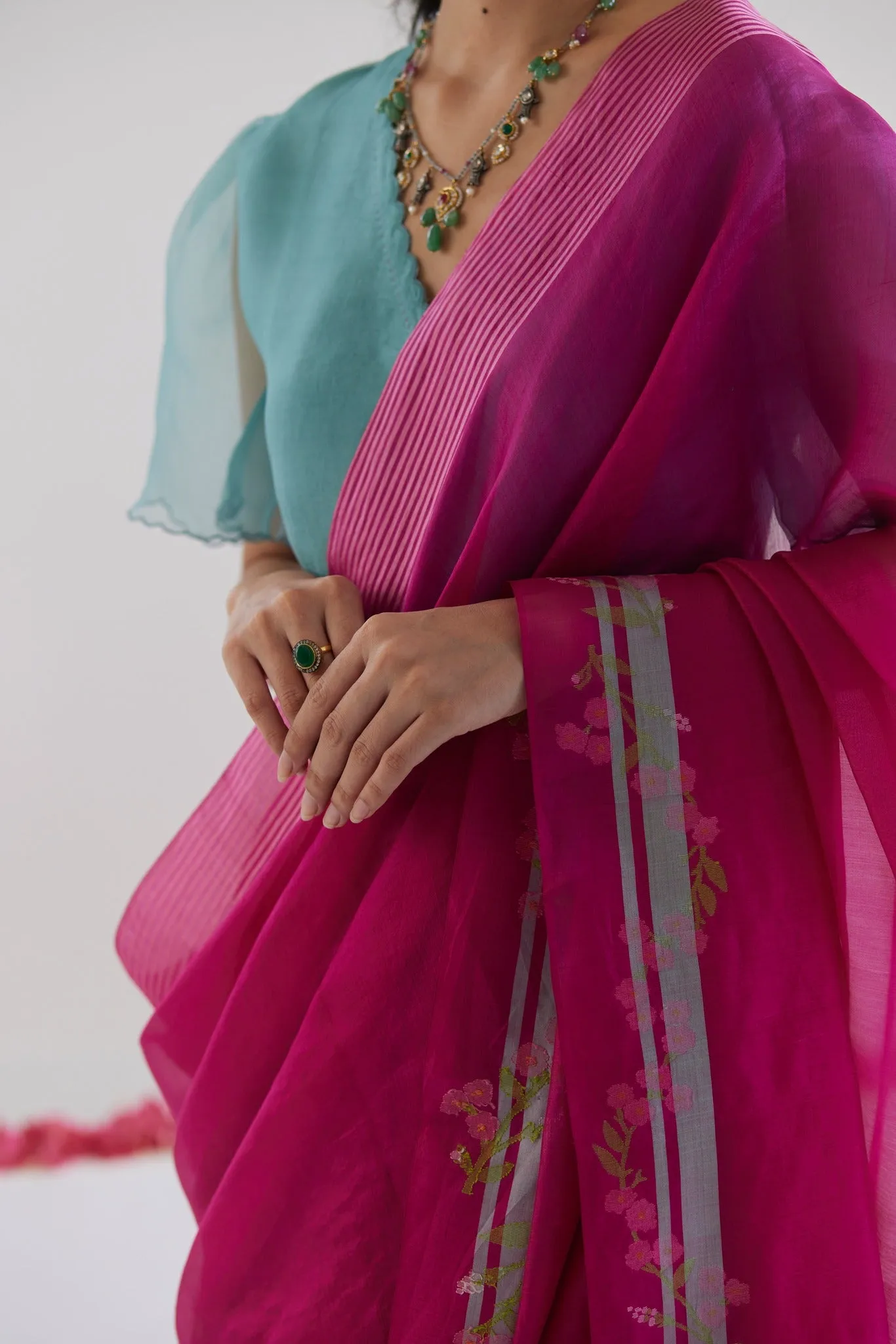 Nostalgic Embrace Jamdani Saree