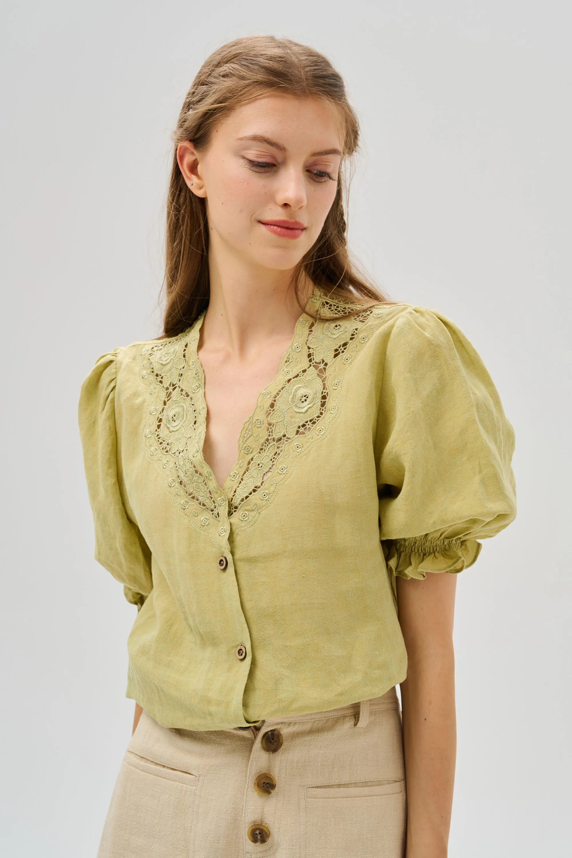 Summer 17 | openwork 100% linen blouse with lace