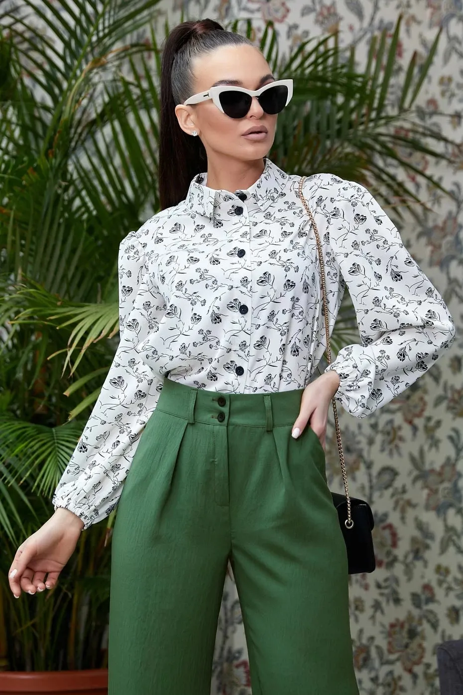 White Blouse With Black Flowers Super Style Women Fashion