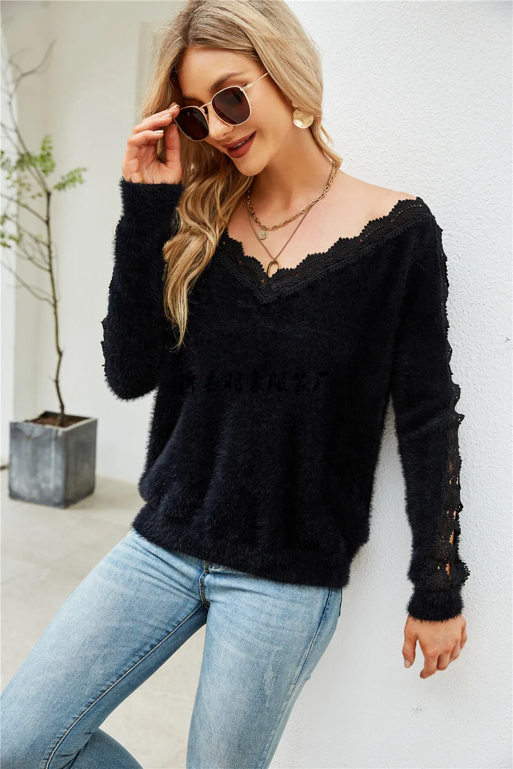 Women's Sweater Cardigan Knitted Fungus Edge V-neck Hollow Sleeve Lace Stitching Blouse